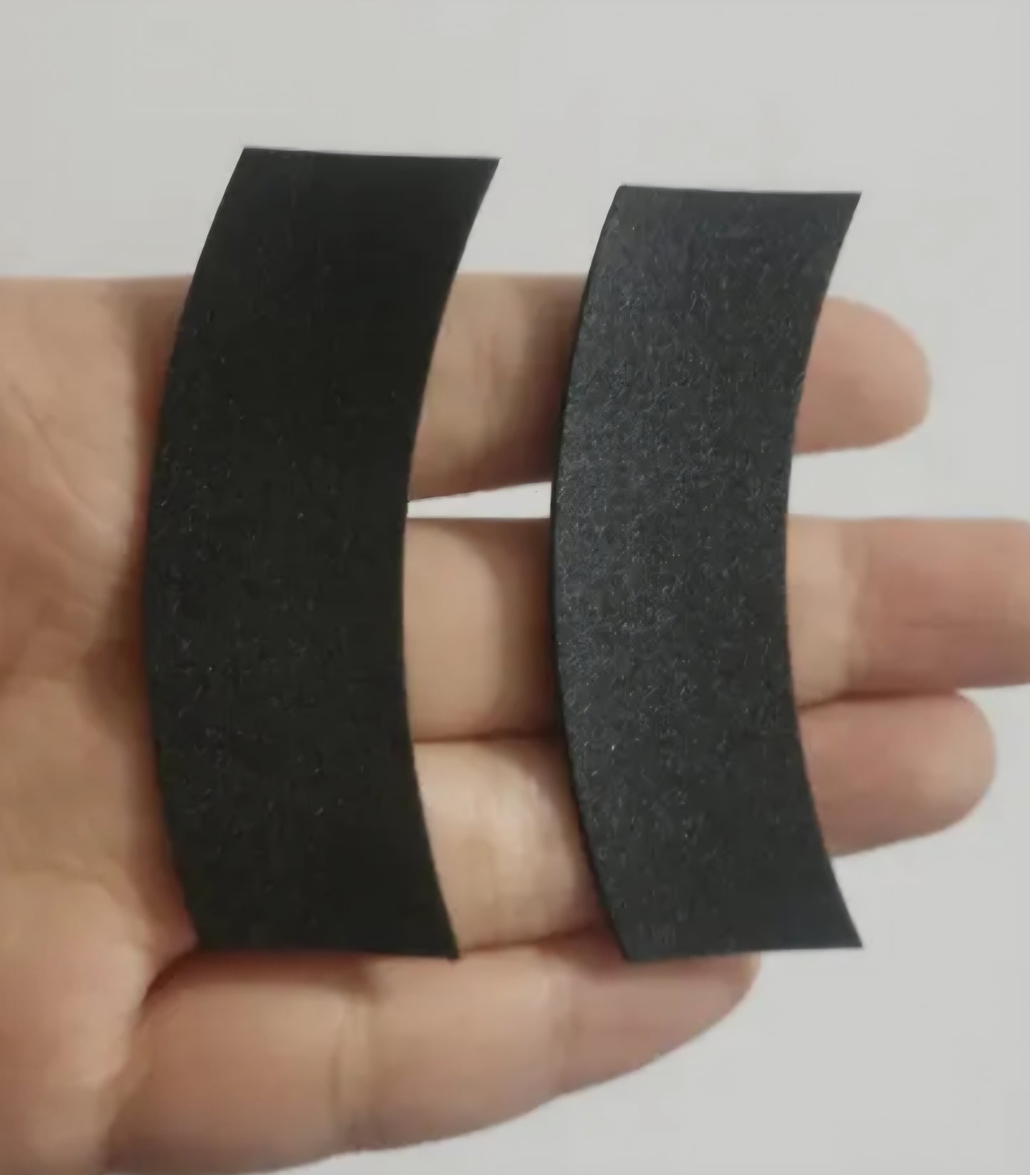 🖤 Patchs noirs UV en mousse – 110 unités